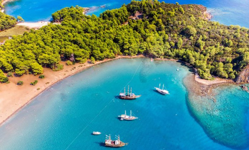 Yacht Image